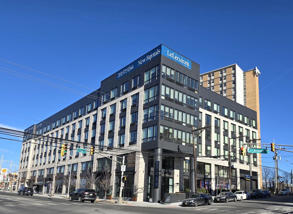 244 St Paul Ave, Jersey City, Vitrabond ACM